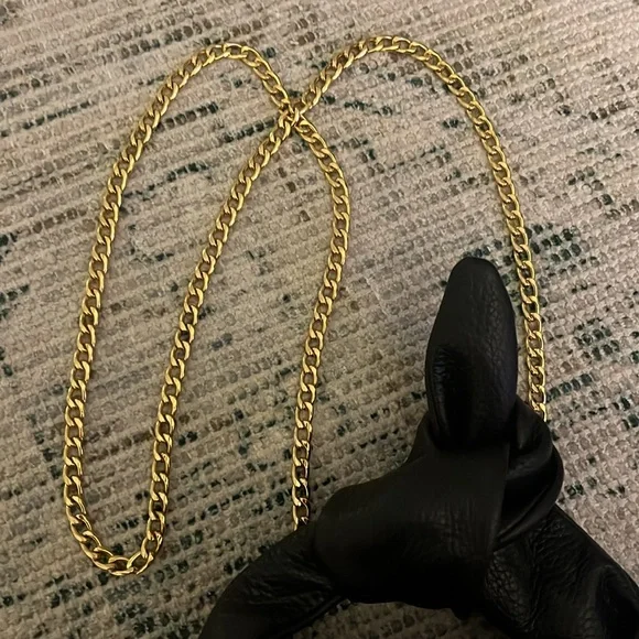 Cuyana Mini Bow Bag - Picture 7 of 16